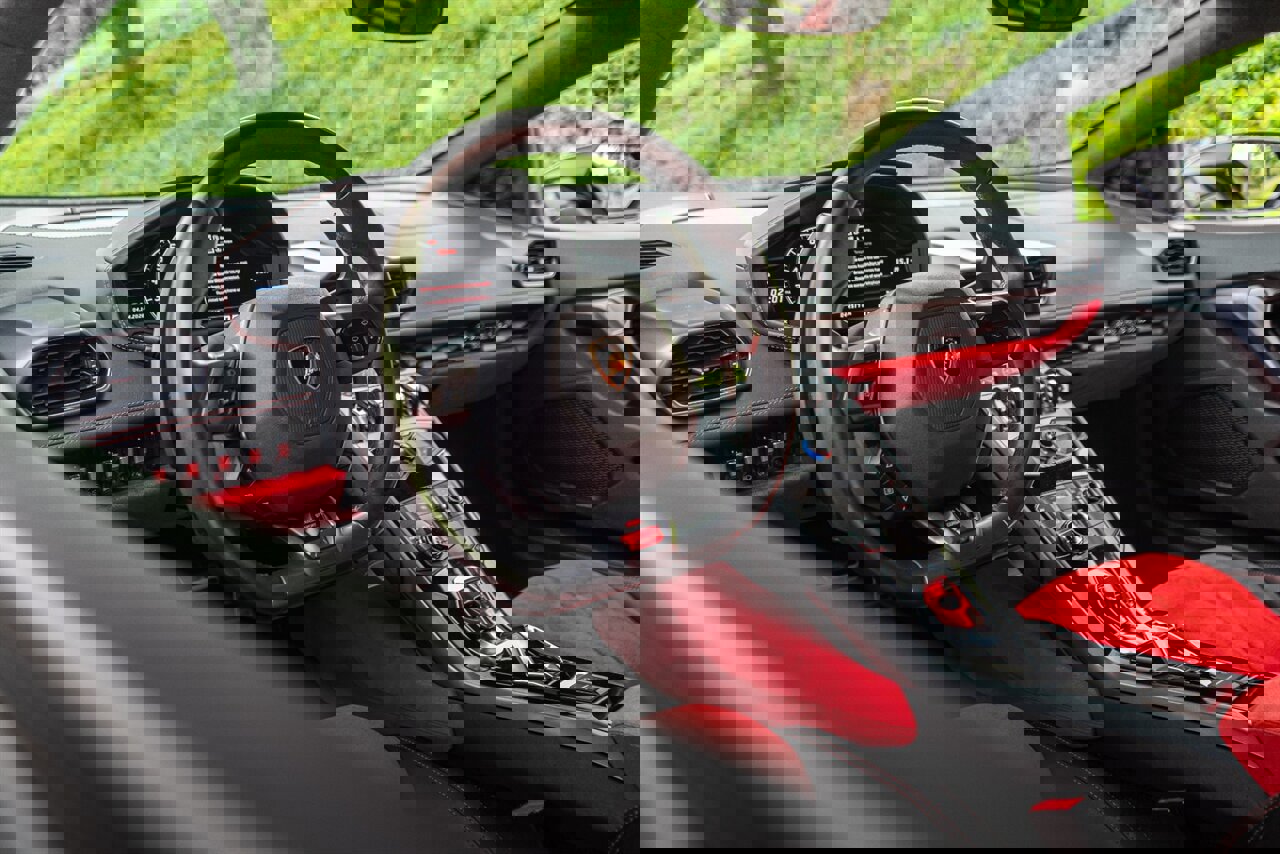 Used 2015 Lamborghini Huracan LP 610-4 image 93