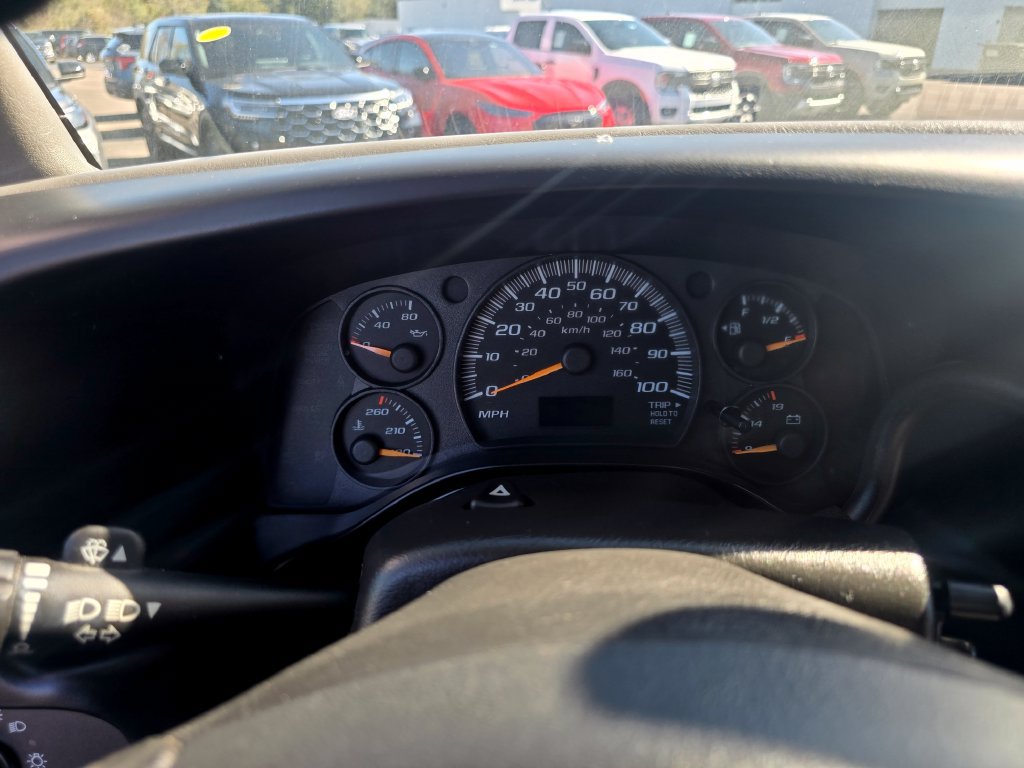 Used 2006 Chevrolet Express 2500 RWD image 20