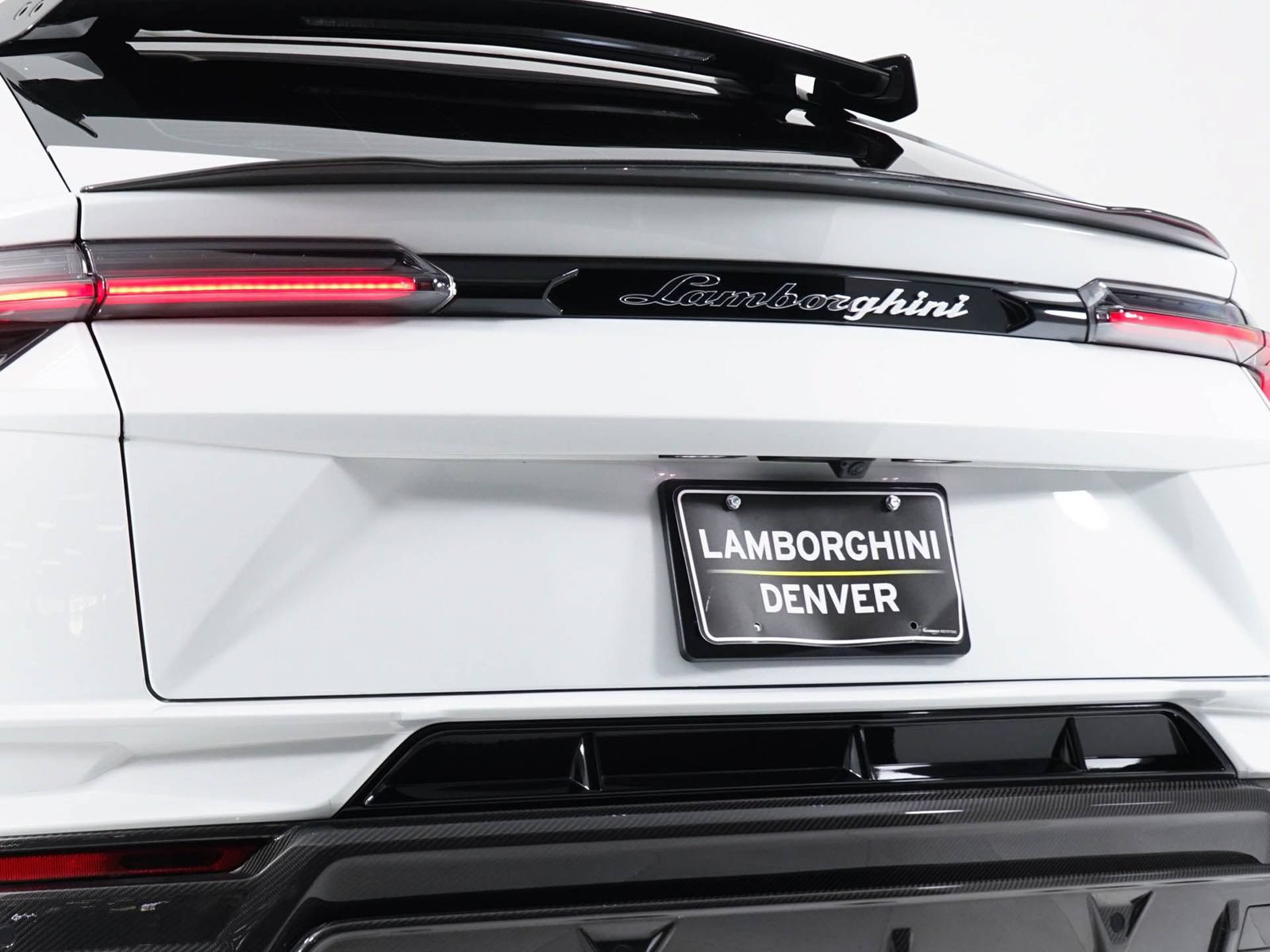 Used 2023 Lamborghini Urus Performante AWD/4WD image 19