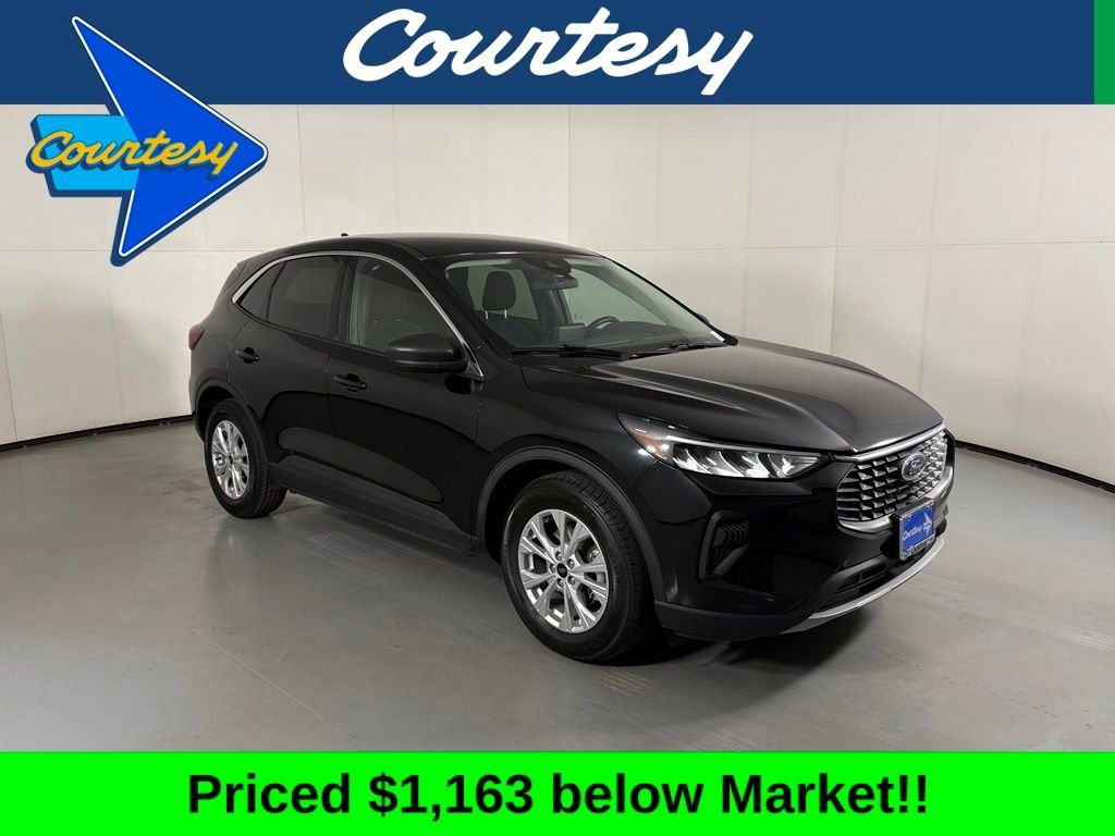 Used 2024 Ford Escape Active FWD image 1