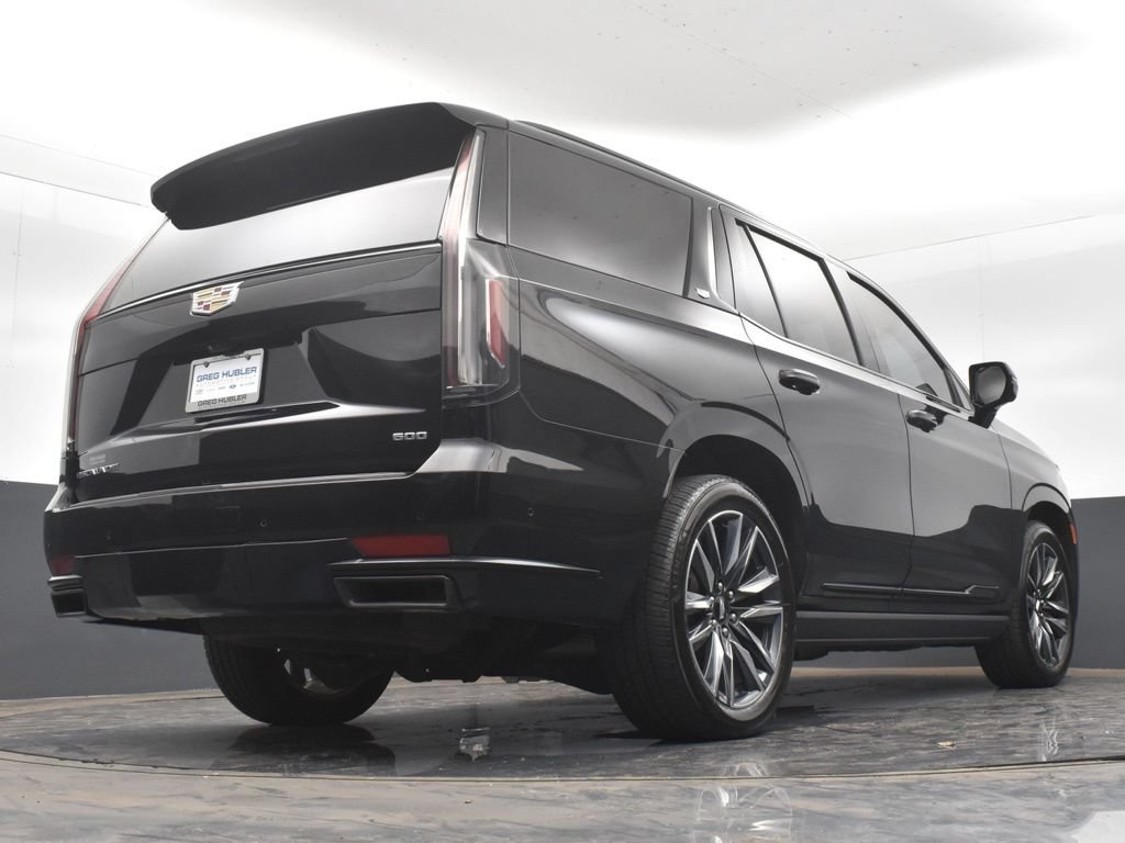 Used 2023 Cadillac Escalade Sport Platinum w/ Heavy-Duty Trailer Package AWD/4WD image 16