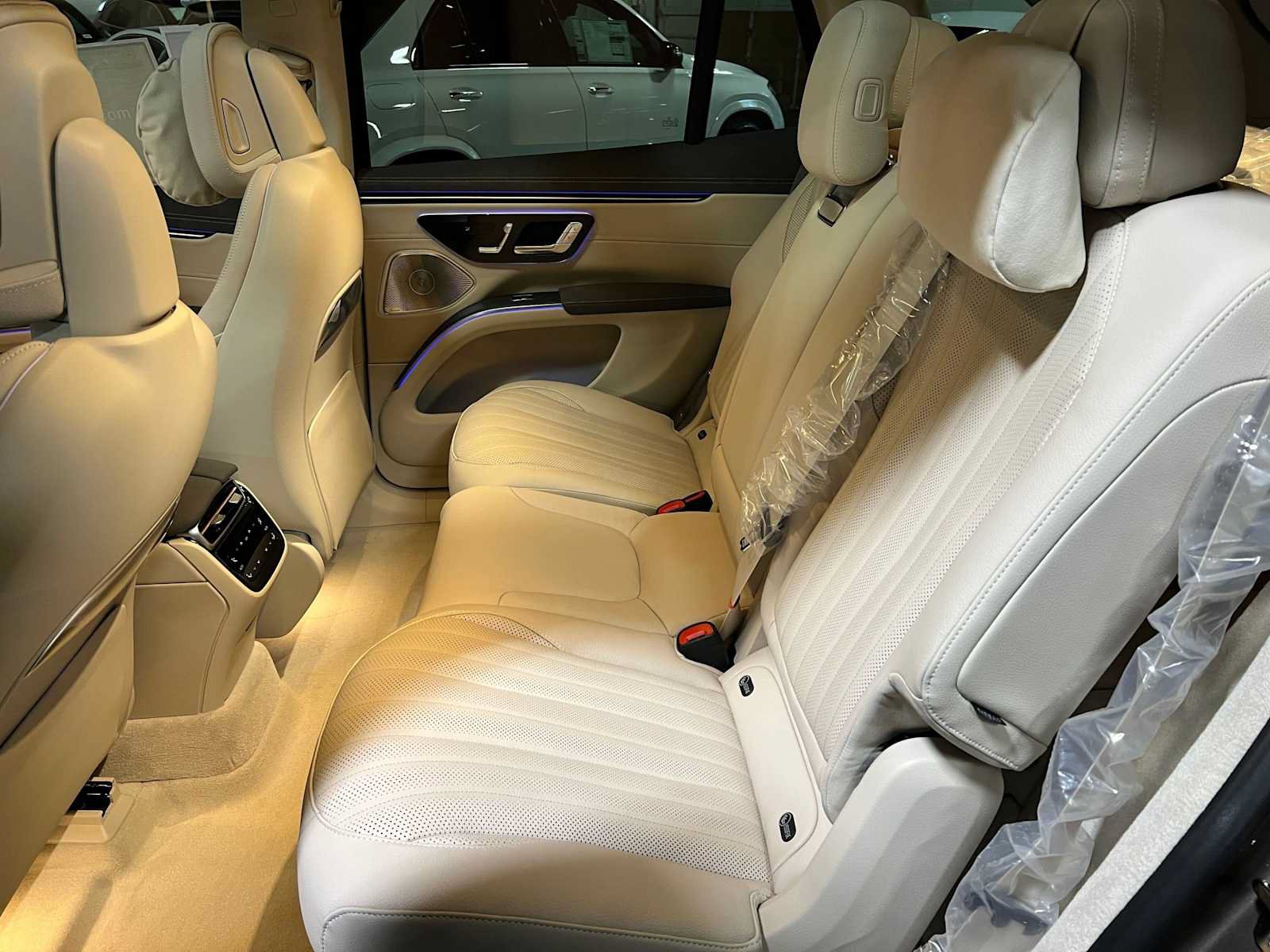 New 2026 Mercedes-Benz EQS 400 4MATIC SUV image 20