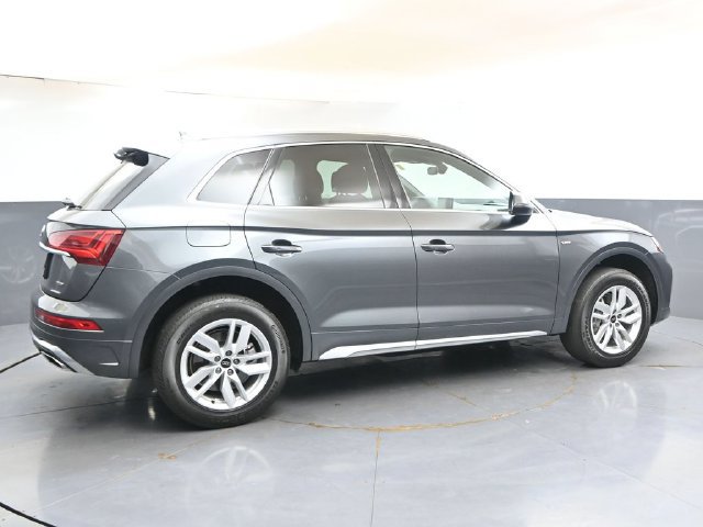 Used 2024 Audi Q5 2.0T Premium w/ Convenience Package AWD/4WD image 6