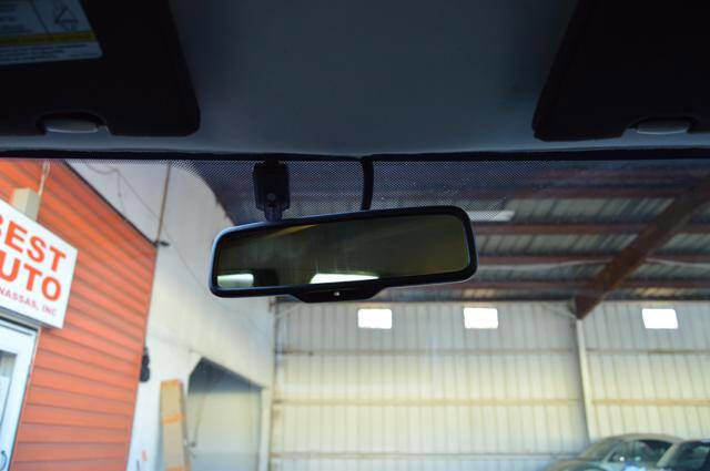 Used 2009 Ford Escape 2WD Hybrid image 25