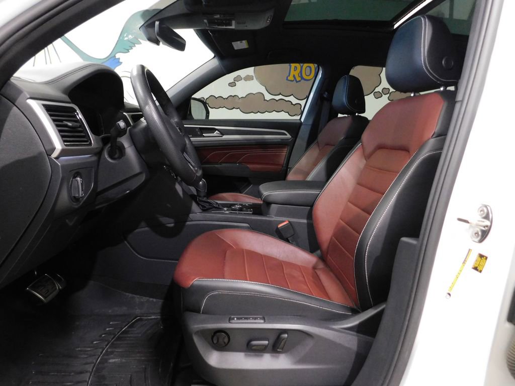 Used 2023 Volkswagen Atlas Cross Sport SEL Premium R-Line image 31