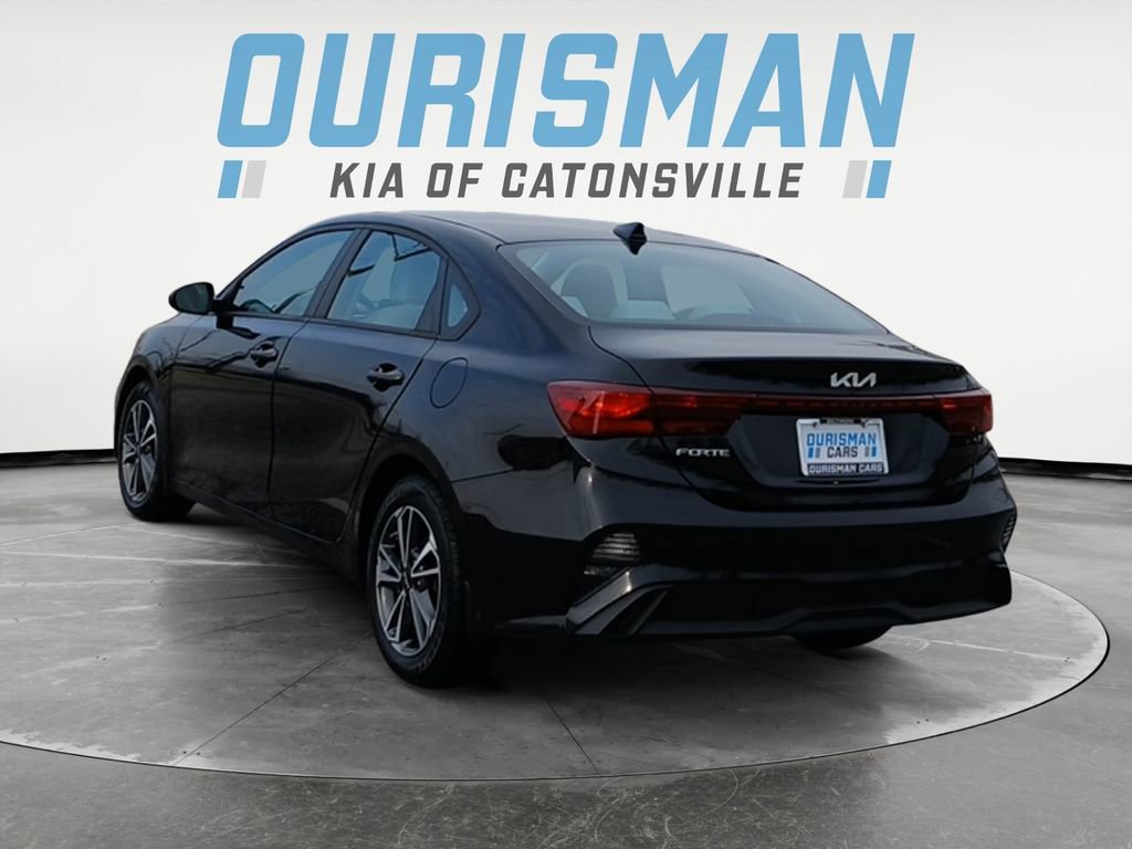 Used 2023 Kia Forte LXS image 4