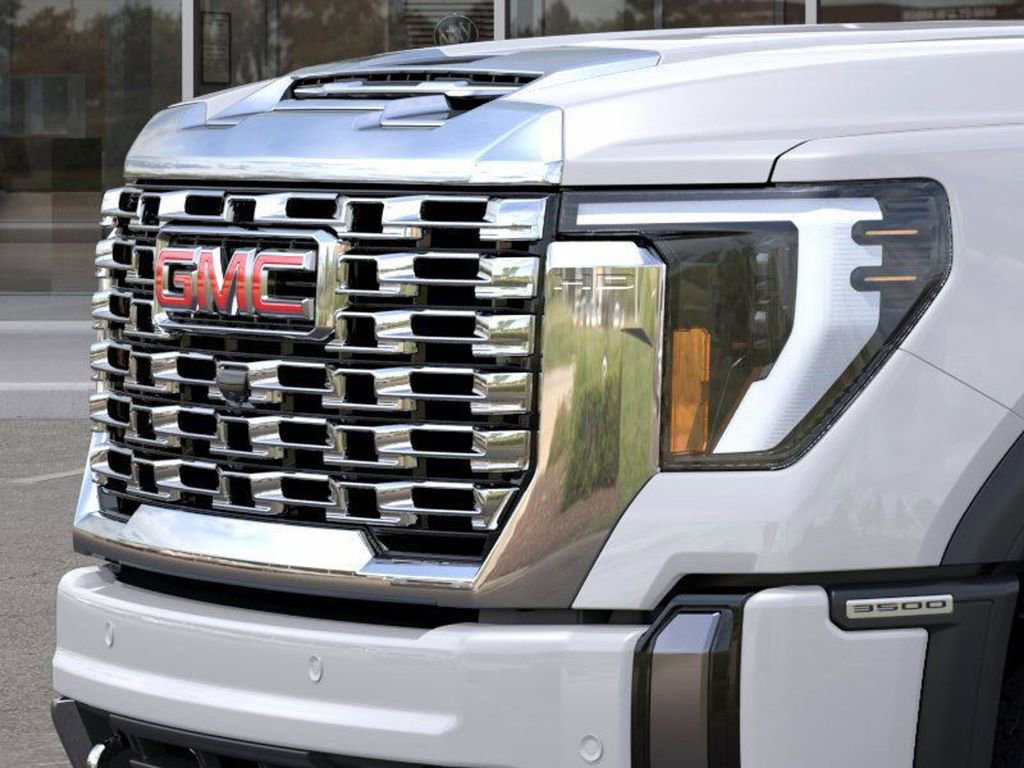 New 2025 GMC Sierra 3500 Denali w/ Denali Reserve Package image 13