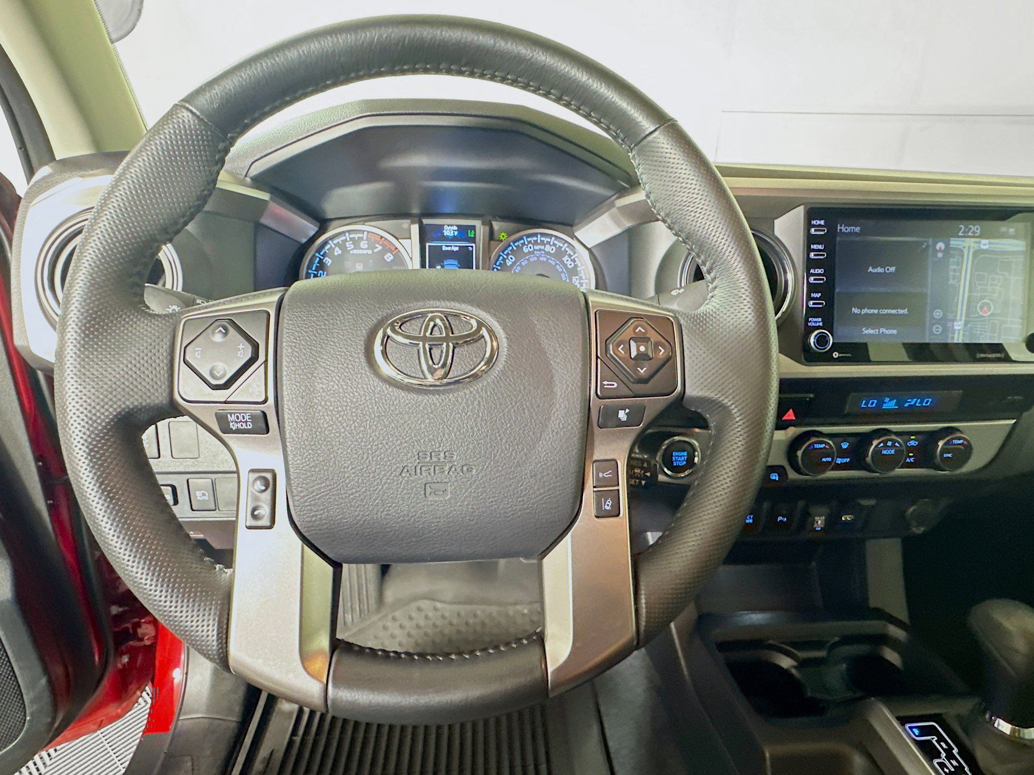 Used 2023 Toyota Tacoma SR5 AWD/4WD image 15