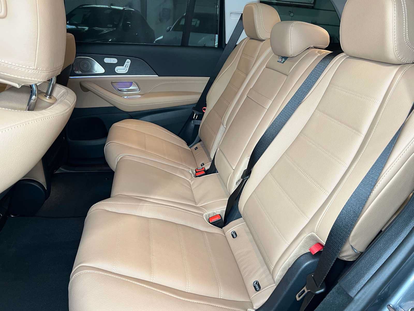 New 2026 Mercedes-Benz GLS 450 4MATIC image 20
