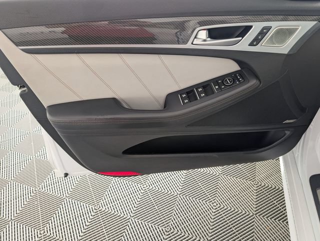 Used 2018 Genesis G80 3.3T Sport AWD/4WD image 9