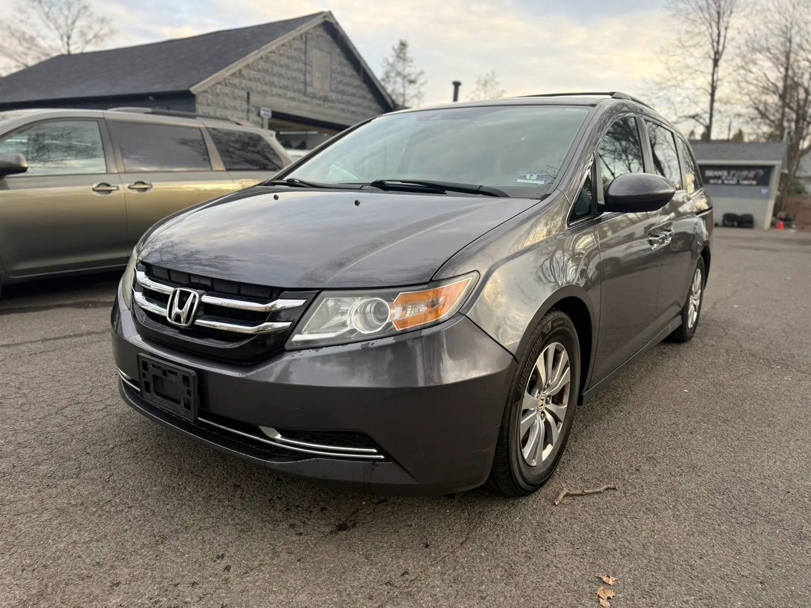 Used 2017 Honda Odyssey EX-L image 1