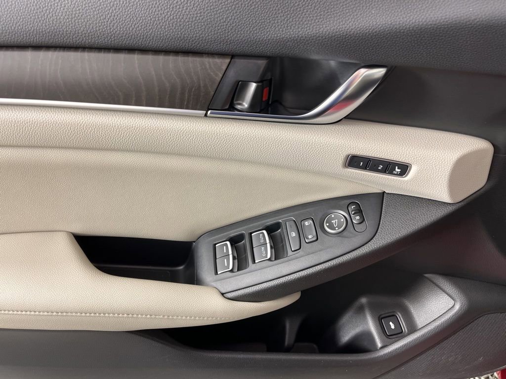 Used 2020 Honda Accord EX-L image 25