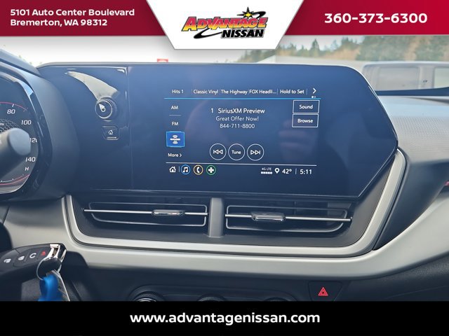 Used 2024 Chevrolet Trax RS FWD image 13