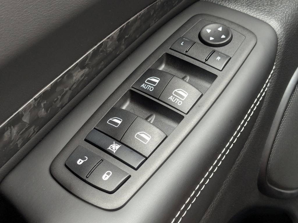 Used 2024 Dodge Durango SRT Hellcat AWD/4WD image 35