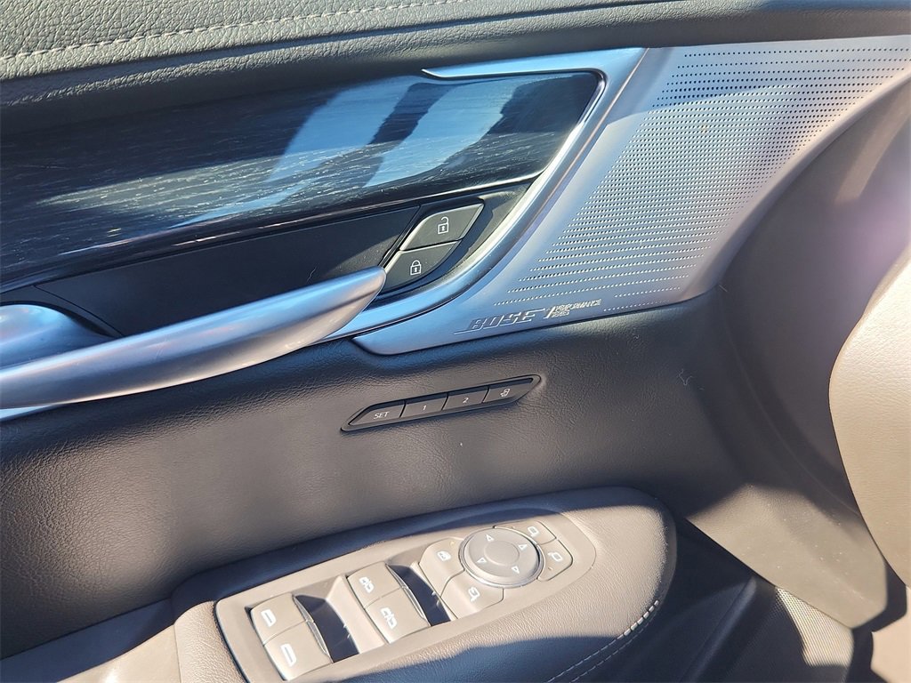 Certified 2025 Cadillac XT5 Premium Luxury image 15