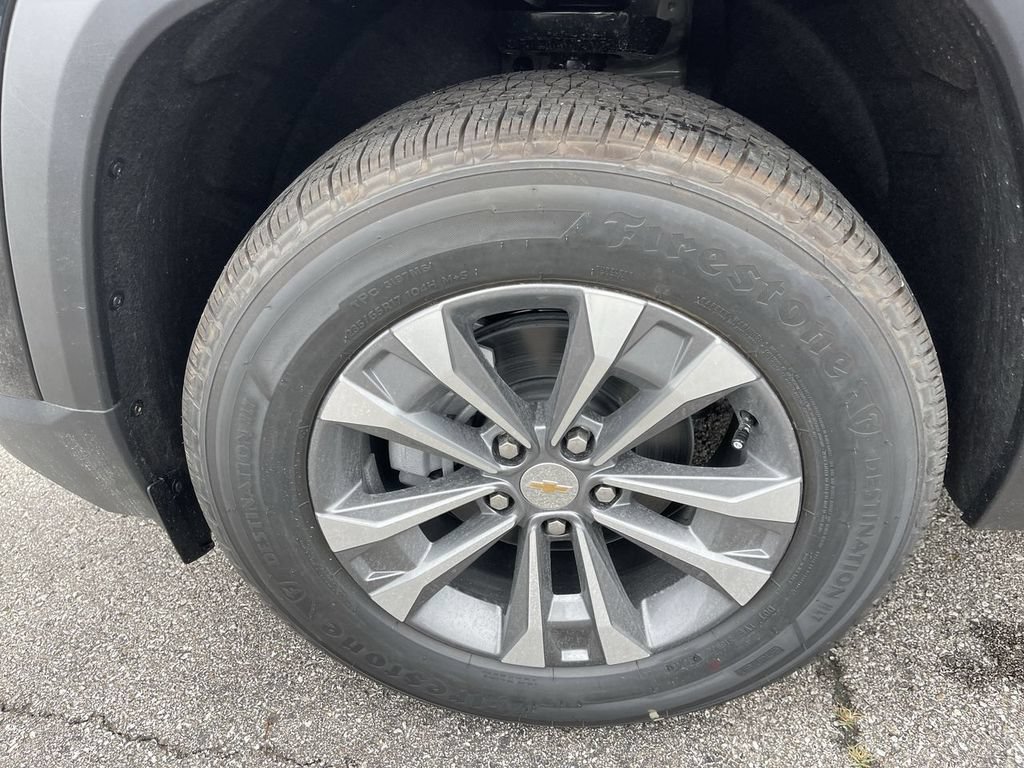 New 2026 Chevrolet Equinox LT w/ Convenience Package II FWD image 10
