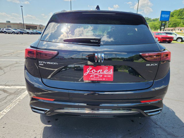 Used 2024 Buick Envision Sport Touring image 4