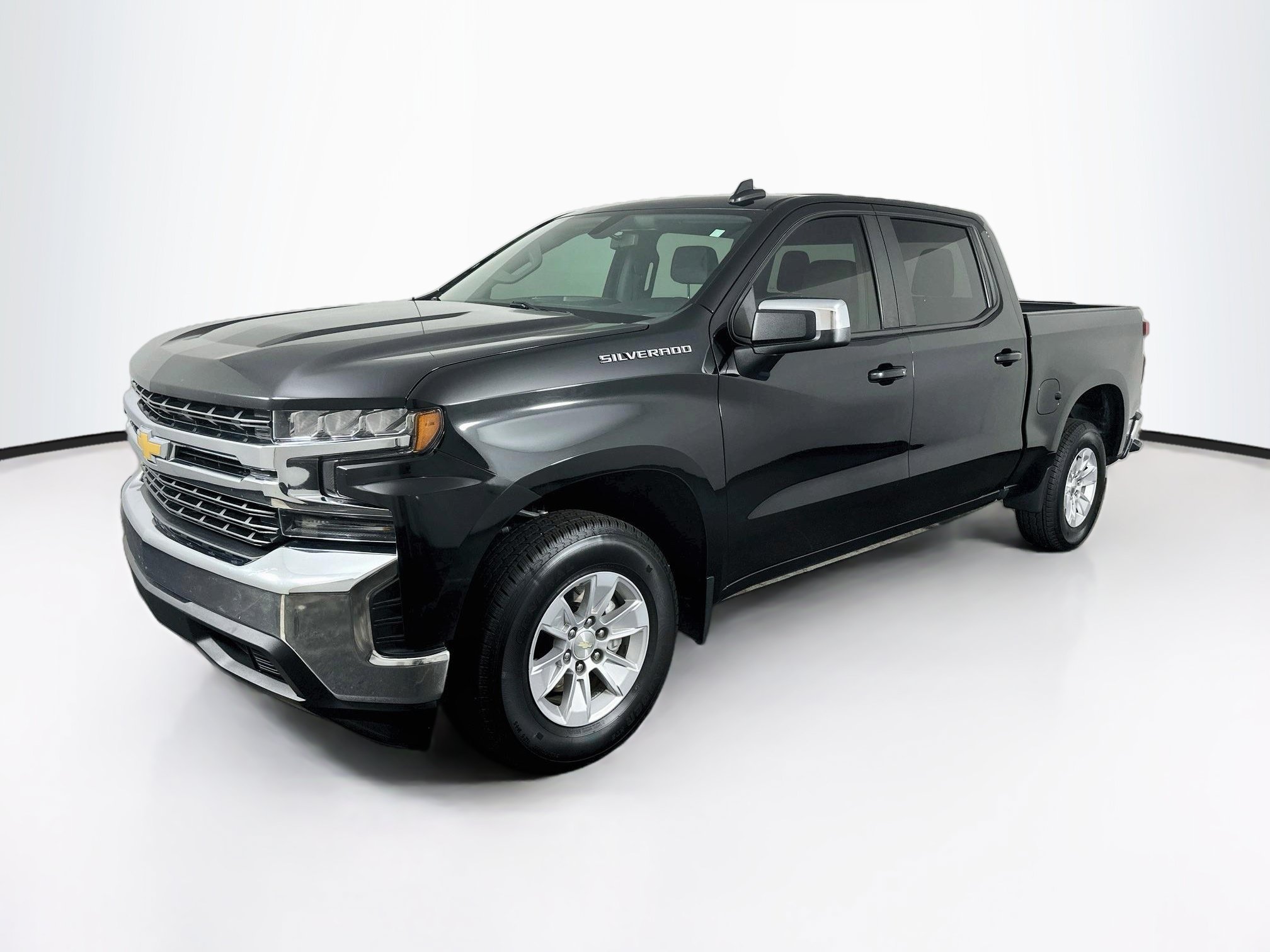 Used 2021 Chevrolet Silverado 1500 LT RWD image 3