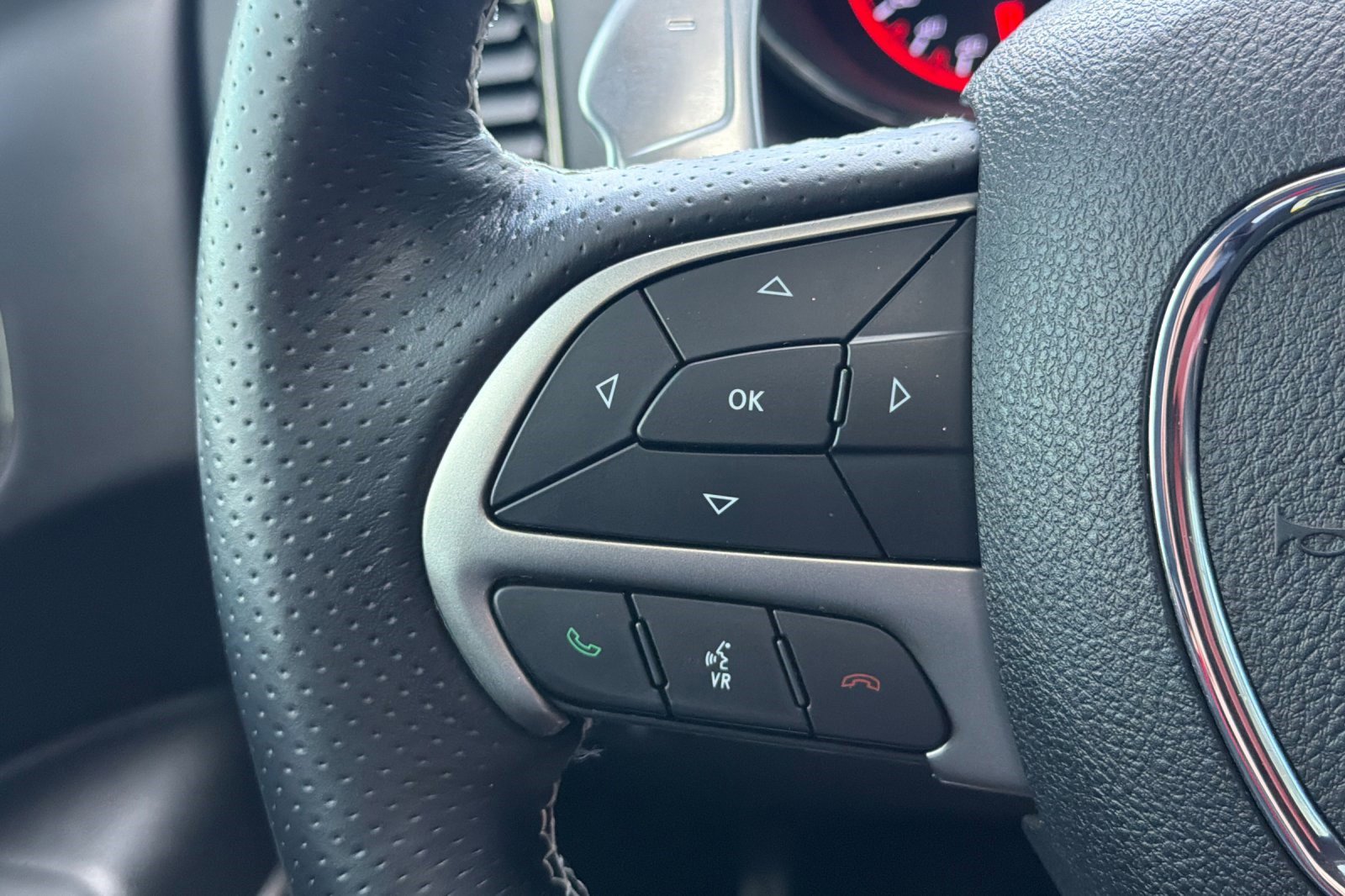 Used 2018 Dodge Durango SRT w/ SRT Interior Appearance Group image 32