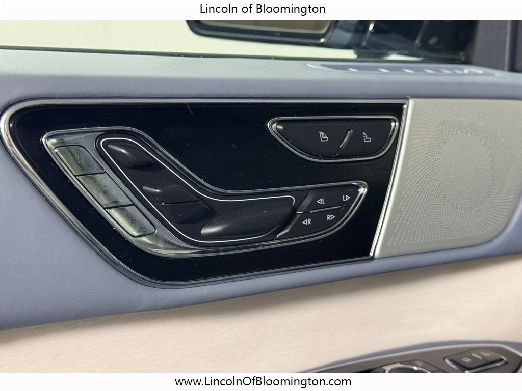 Certified 2023 Lincoln Navigator L Black Label AWD/4WD image 17