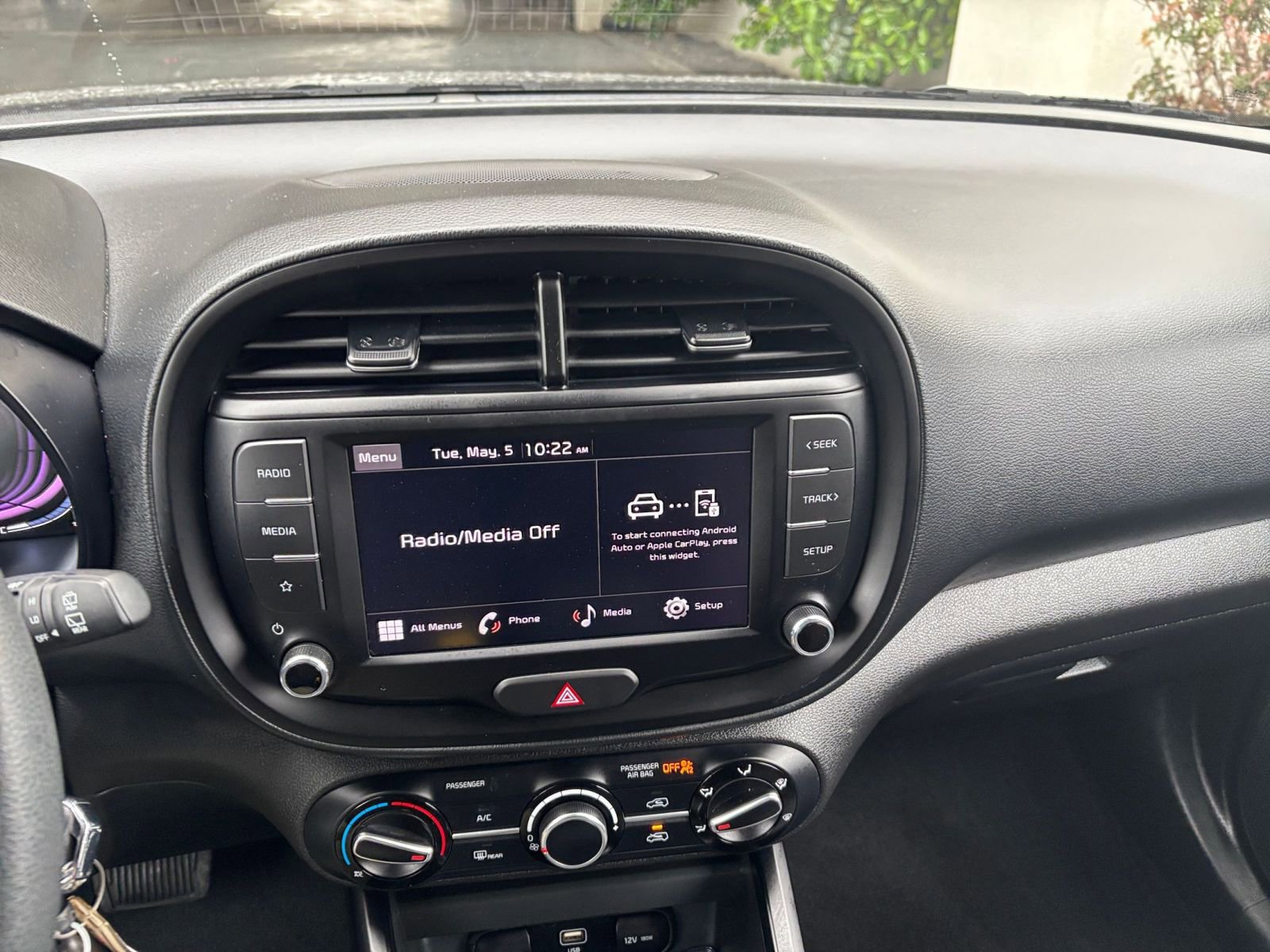 Used 2025 Kia Soul LX w/ LX Technology Package FWD image 20