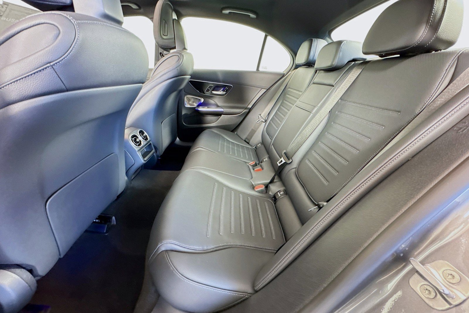 New 2025 Mercedes-Benz C 300 4MATIC Sedan image 22