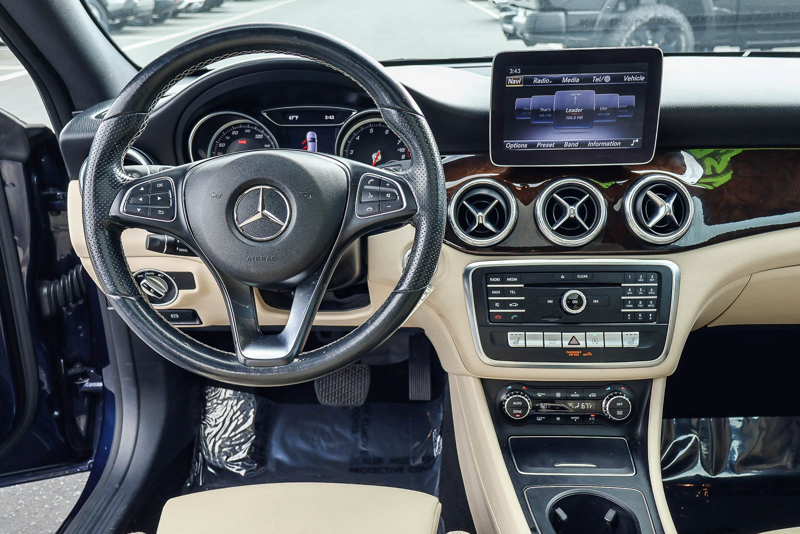 Used 2019 Mercedes-Benz CLA 250 image 3