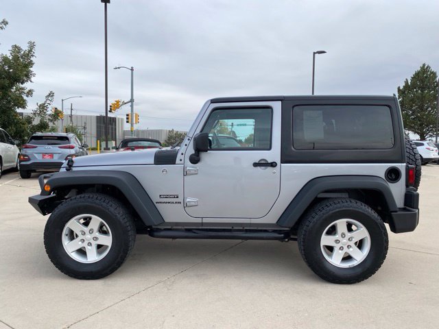 Used 2016 Jeep Wrangler Sport w/ Quick Order Package 24S AWD/4WD image 2