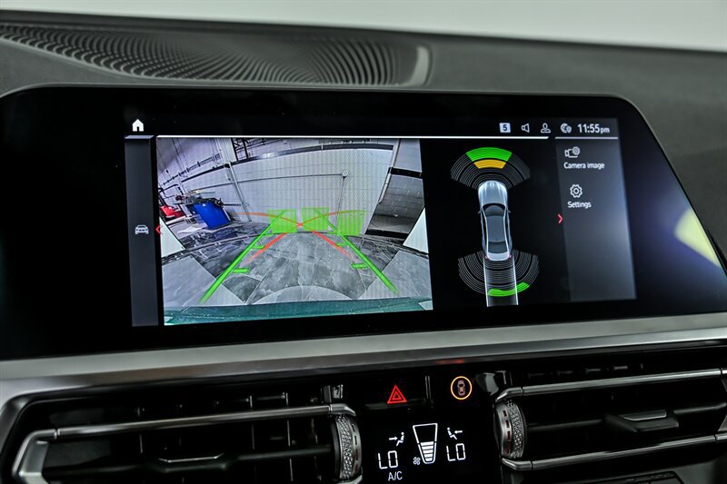 Used 2021 BMW M3 Competition RWD image 27