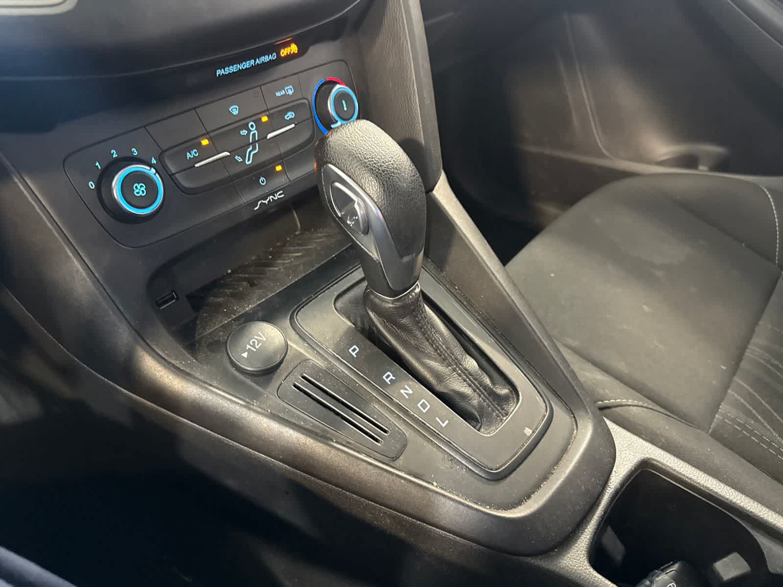 Used 2018 Ford Focus SE FWD image 29