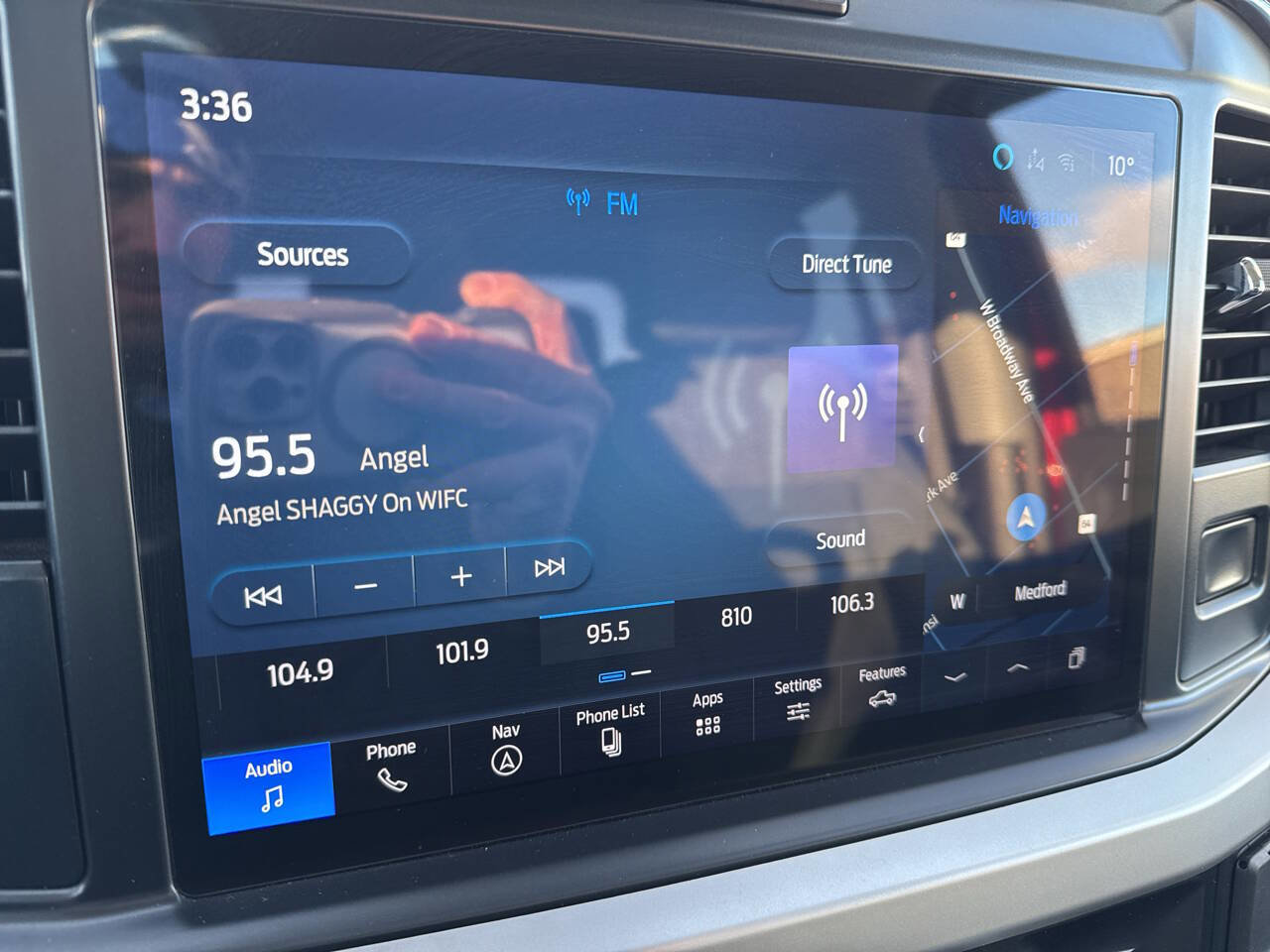 Certified 2025 Ford F350 XLT w/ Black Appearance Package AWD/4WD image 43