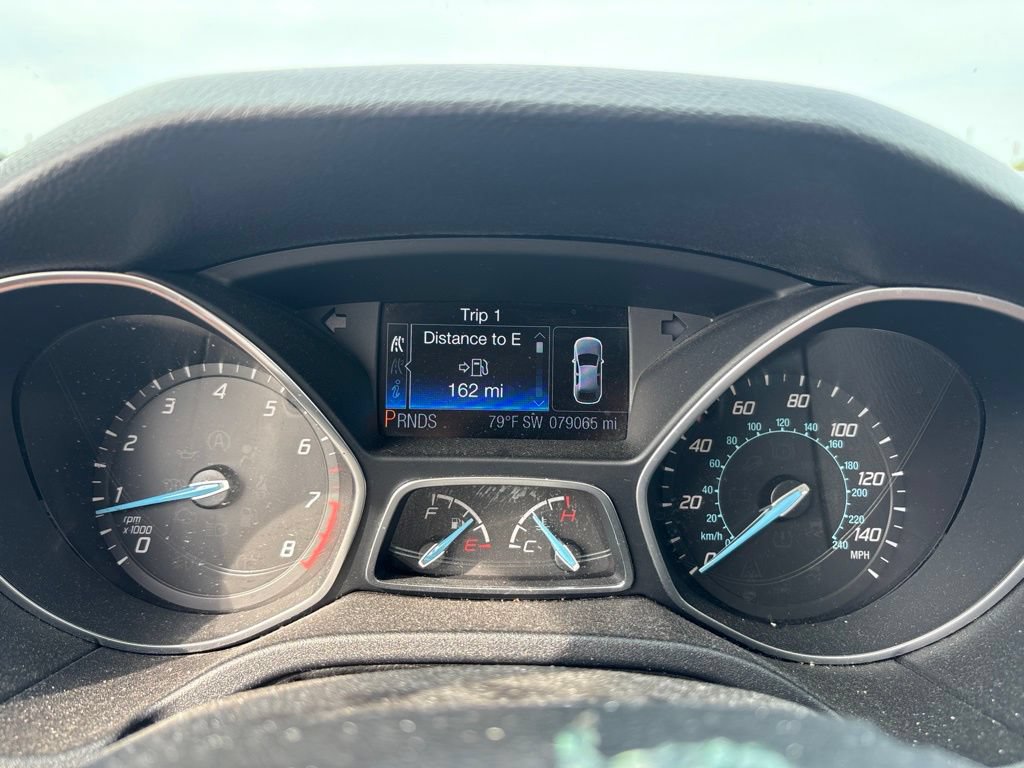 Used 2013 Ford Focus Titanium FWD image 27