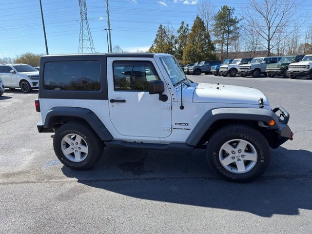 Used 2018 Jeep Wrangler Sport image 8