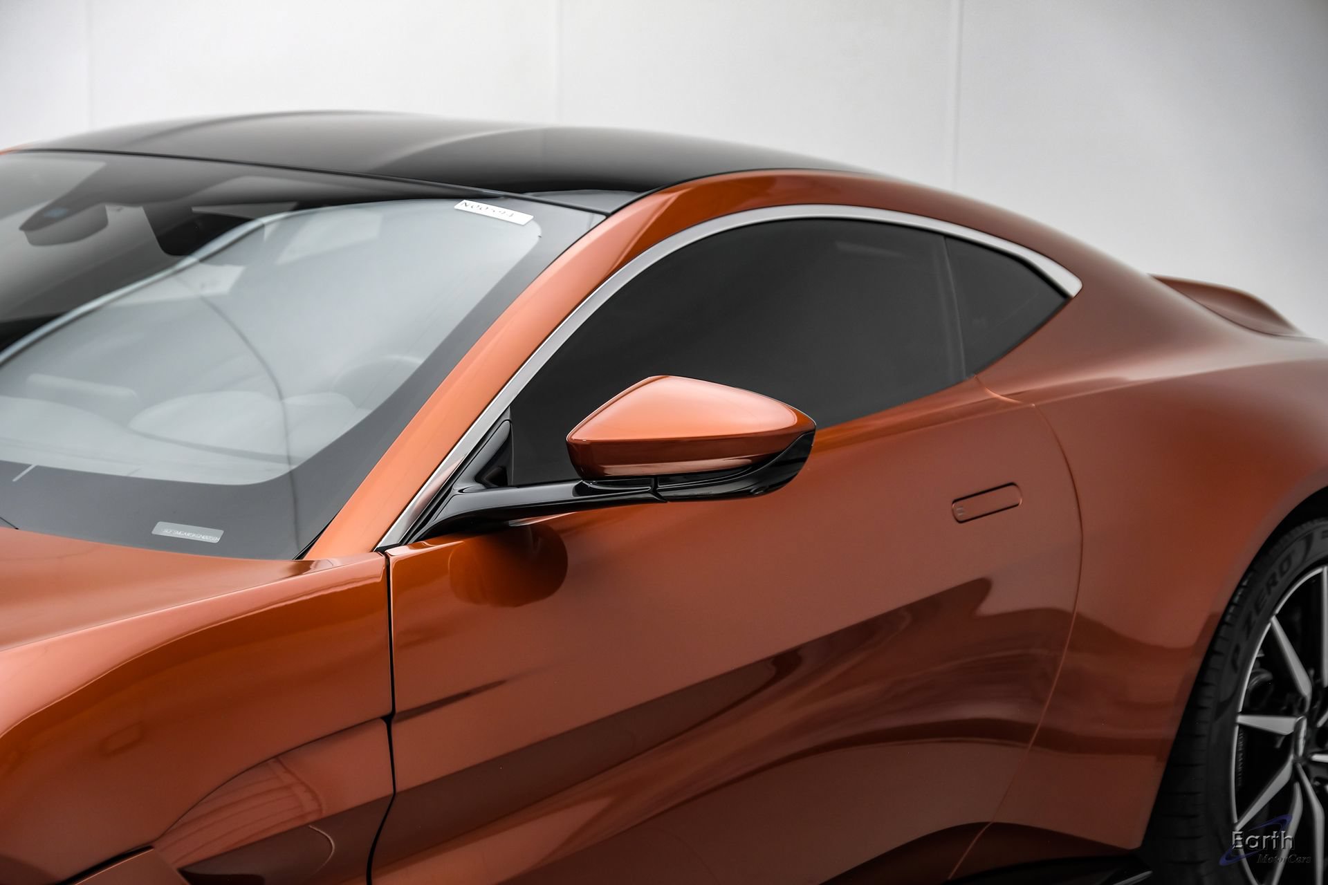 Used 2019 Aston Martin V8 Vantage Coupe RWD image 33