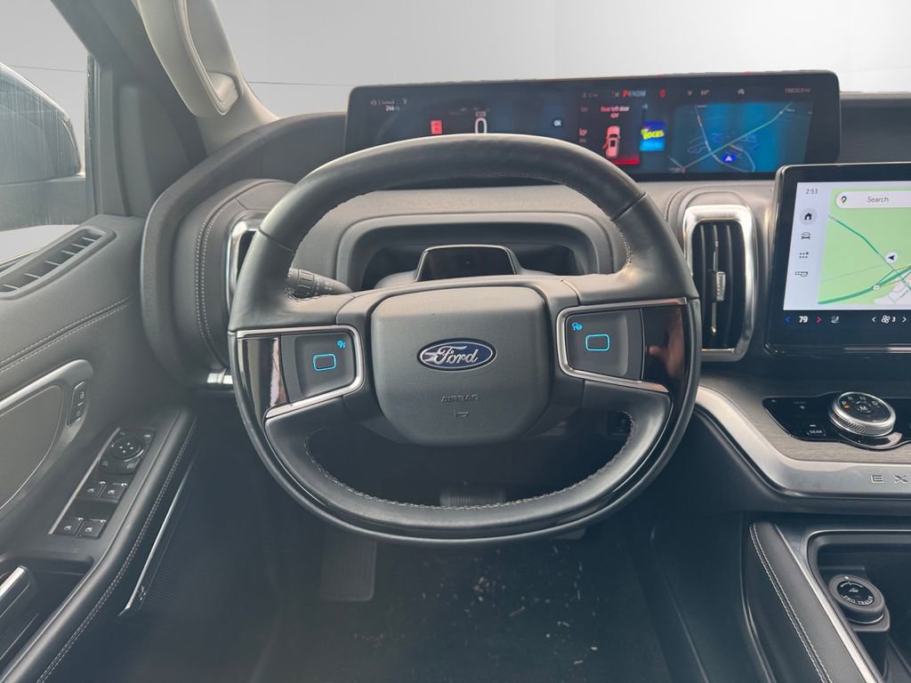 Certified 2025 Ford Expedition Max Platinum image 12