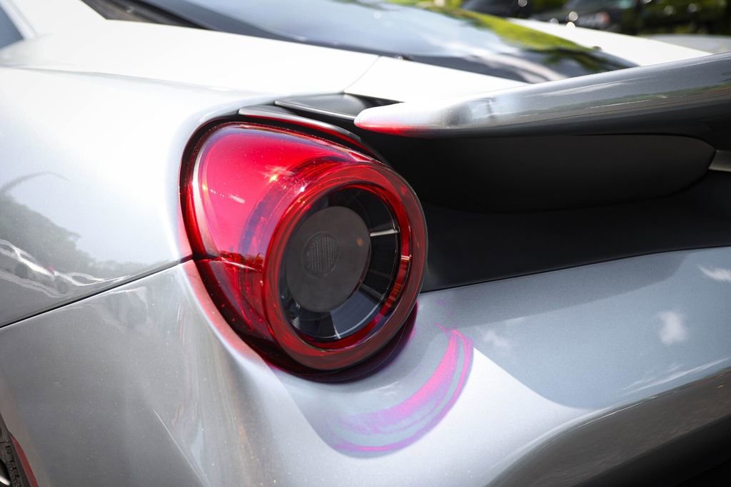 Certified 2020 Ferrari 488 Pista Coupe image 21