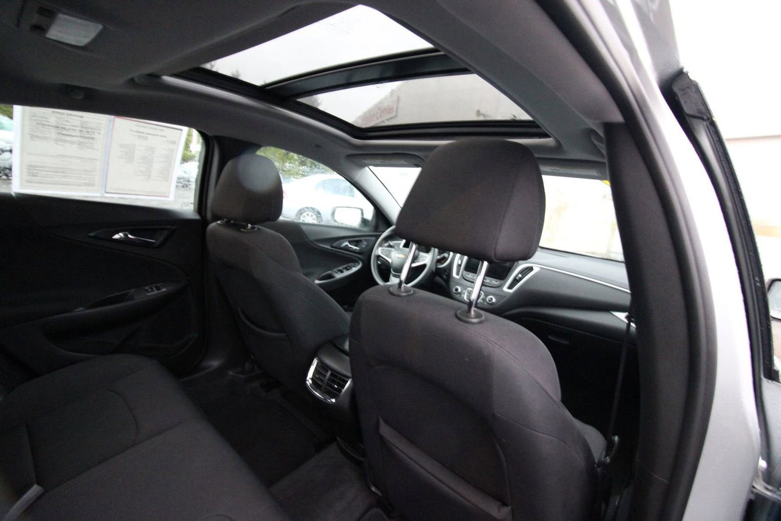 Used 2022 Chevrolet Malibu LT FWD image 20