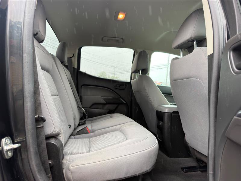 Used 2022 Chevrolet Colorado W/T AWD/4WD image 17