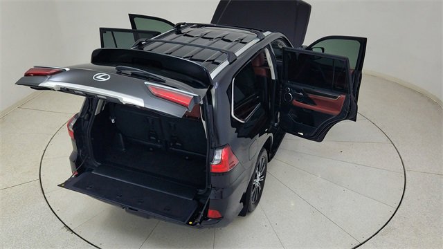 Used 2021 Lexus LX 570 4WD w/ 3rd Row & Luxury Pkg image 90