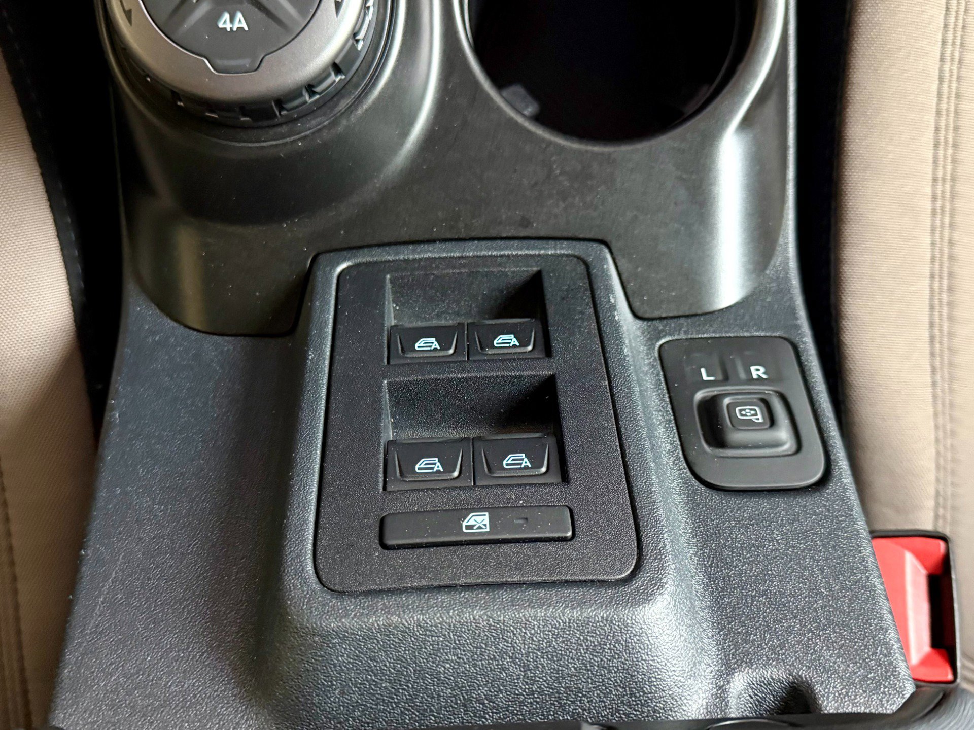 Used 2023 Ford Bronco Wildtrak AWD/4WD image 28