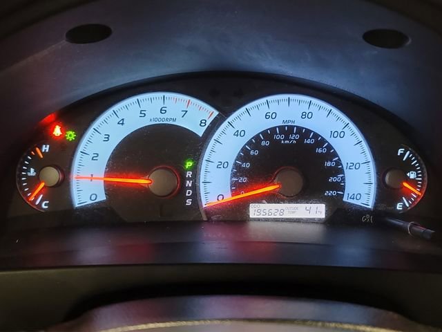 Used 2010 Toyota Camry SE FWD image 12