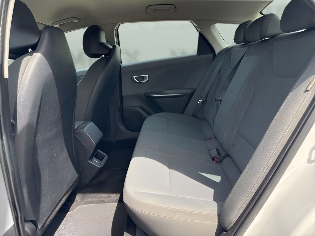Used 2025 Kia K4 FWD image 10