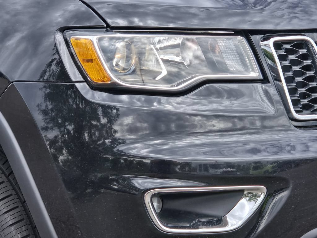 Used 2019 Jeep Grand Cherokee Limited AWD/4WD image 10