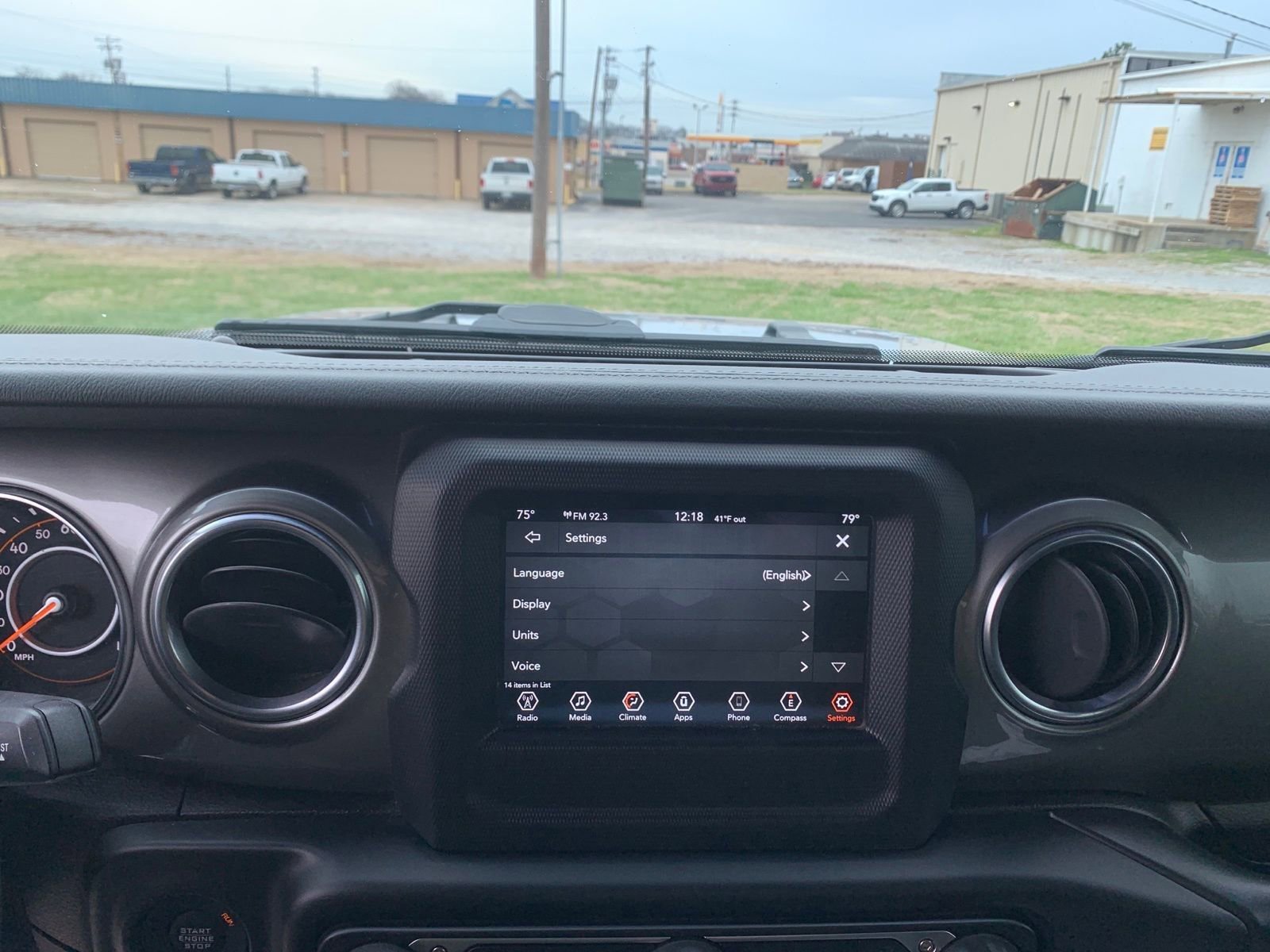 Used 2019 Jeep Wrangler Unlimited Sahara w/ Safety Group image 21