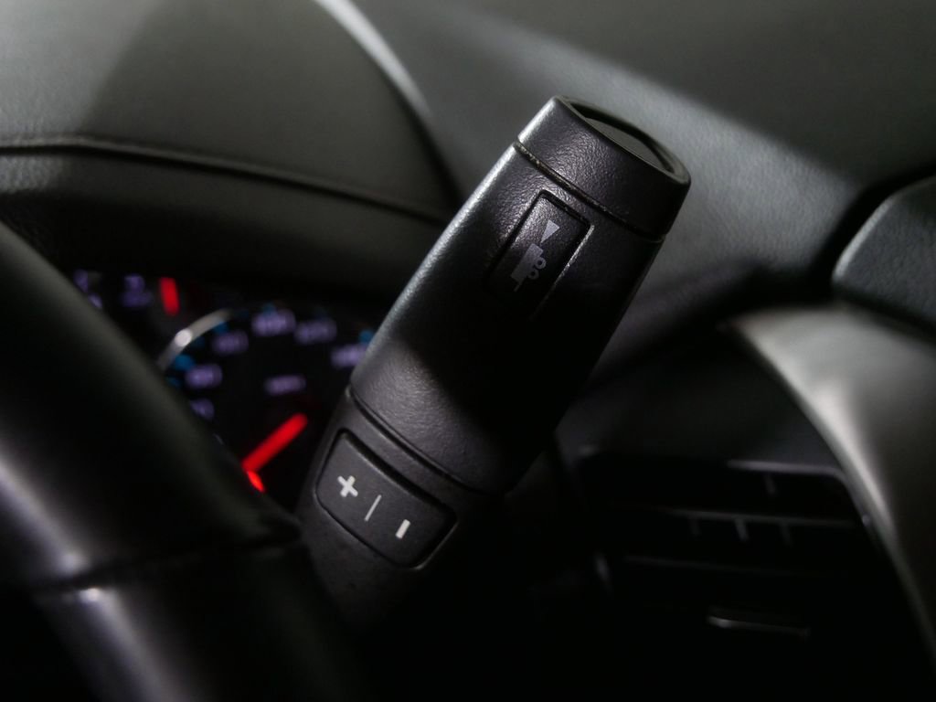 Used 2018 GMC Yukon SLE AWD/4WD image 23