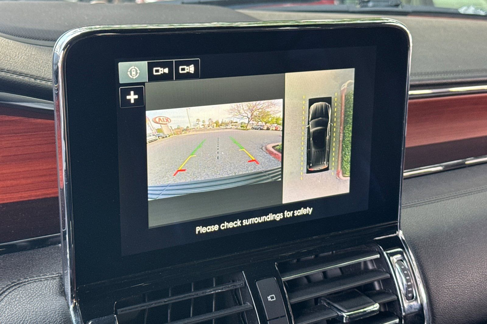 Used 2019 Lincoln Navigator L Select image 19