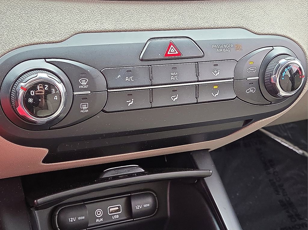 Used 2016 Kia Sorento LX image 29