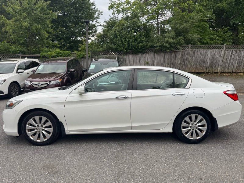 Used 2013 Honda Accord EX image 4