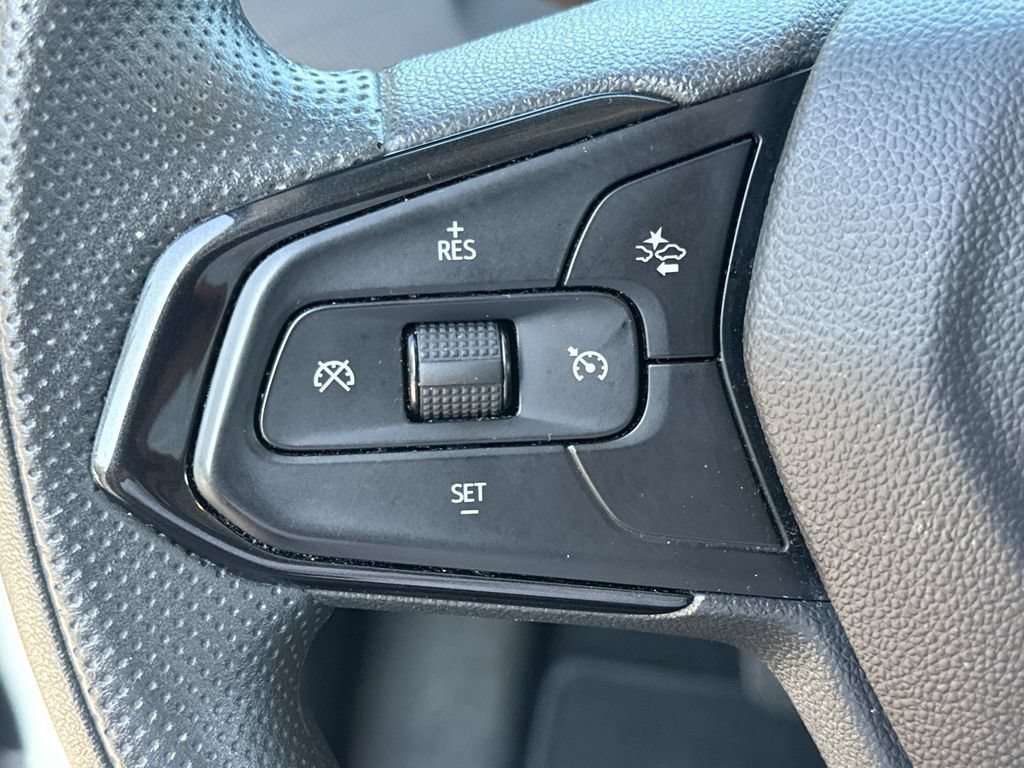 Used 2025 Chevrolet TrailBlazer LT FWD image 24