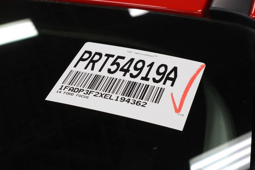 Used 2014 Ford Focus SE image 36